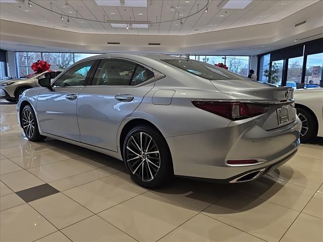 new 2025 Lexus ES 350 car, priced at $48,024