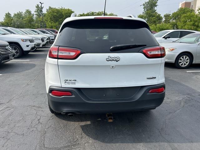 used 2015 Jeep Cherokee car, priced at $9,392