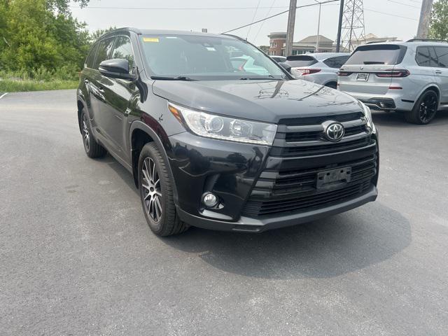 used 2017 Toyota Highlander car, priced at $19,792