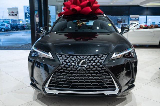 new 2025 Lexus UX 300h car, priced at $43,129