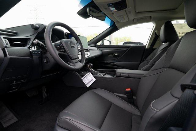 new 2025 Lexus ES 300h car, priced at $50,205
