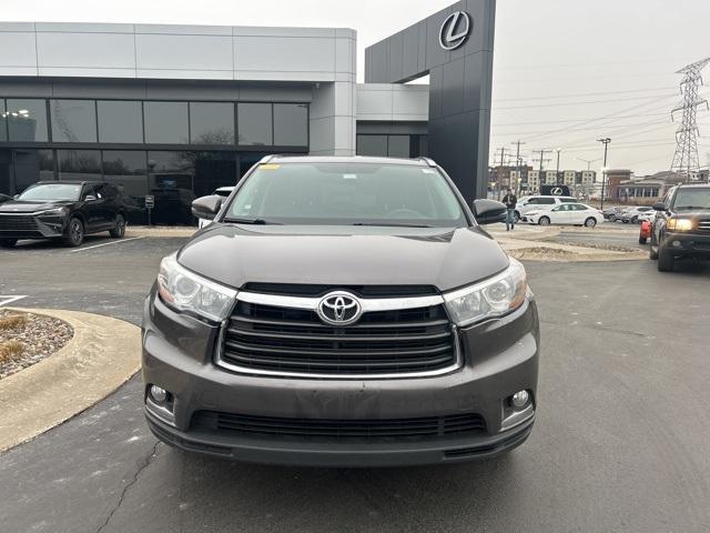 used 2016 Toyota Highlander car, priced at $20,400