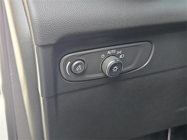 used 2023 Buick Envision car, priced at $30,998