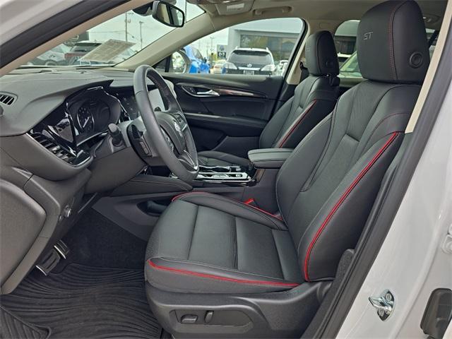 used 2023 Buick Envision car, priced at $30,998