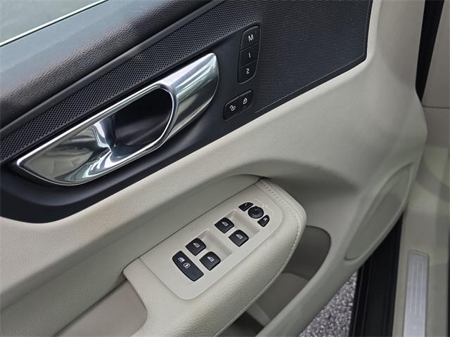 used 2021 Volvo XC60 car, priced at $25,498