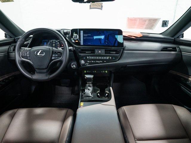 used 2024 Lexus ES 350 car, priced at $41,298