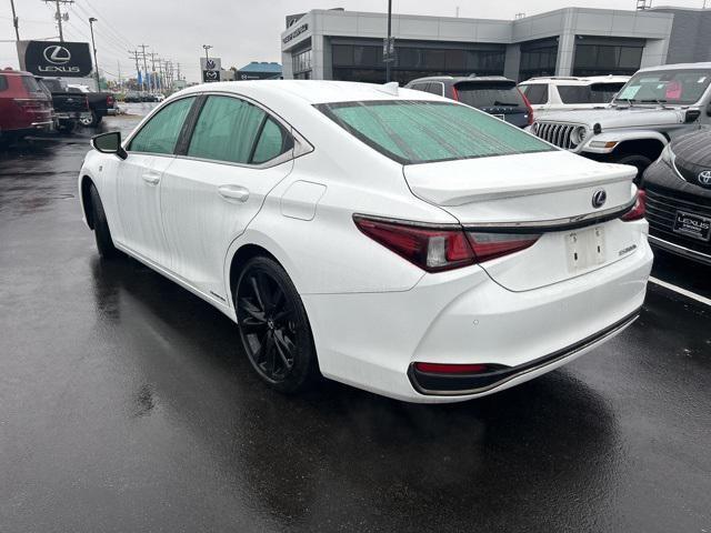 used 2022 Lexus ES 300h car, priced at $37,800