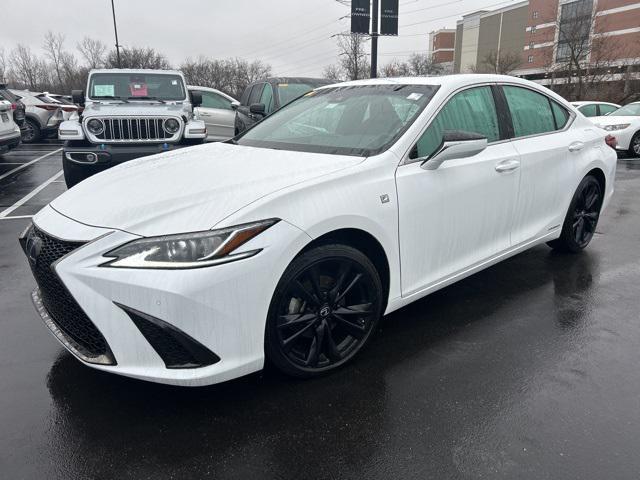 used 2022 Lexus ES 300h car, priced at $37,800