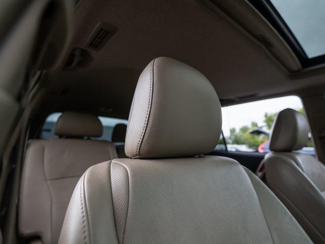 used 2013 Toyota Highlander car, priced at $13,998