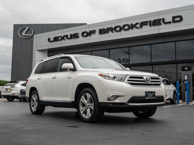 used 2013 Toyota Highlander car, priced at $14,482