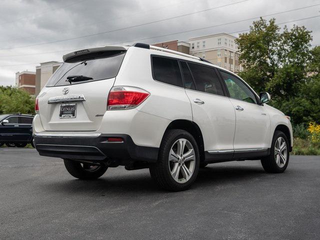 used 2013 Toyota Highlander car, priced at $13,998