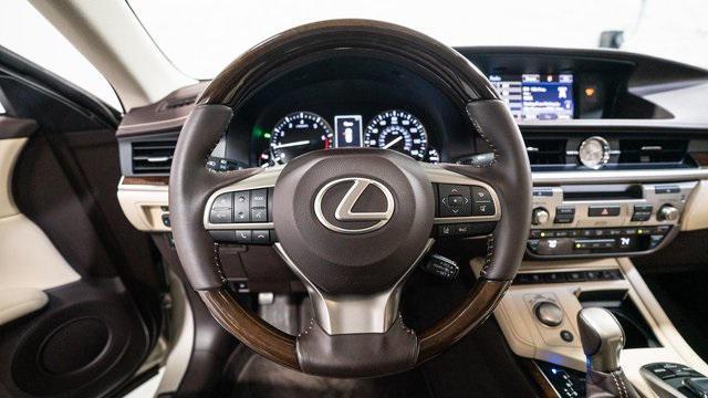 used 2016 Lexus ES 350 car, priced at $19,800