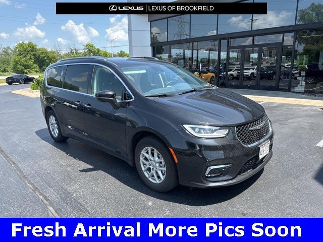 used 2021 Chrysler Pacifica car, priced at $29,992