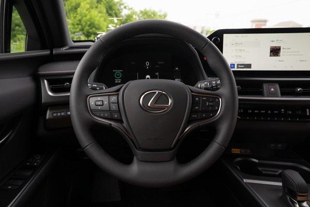 new 2025 Lexus UX 300h car, priced at $45,129
