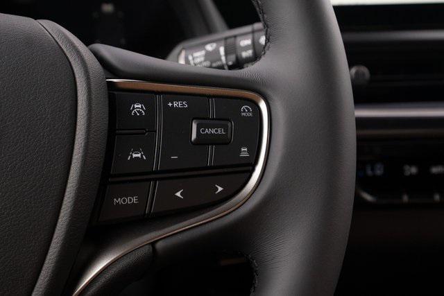 new 2025 Lexus UX 300h car, priced at $45,129
