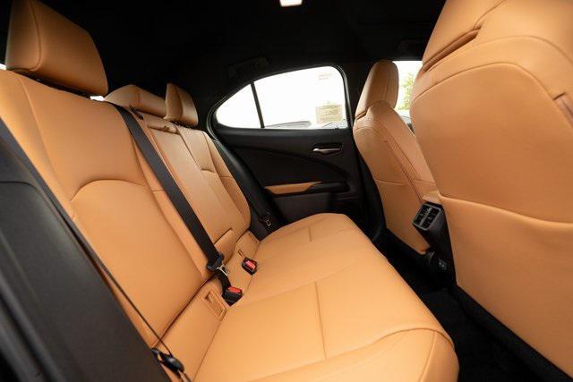 new 2025 Lexus UX 300h car, priced at $45,129