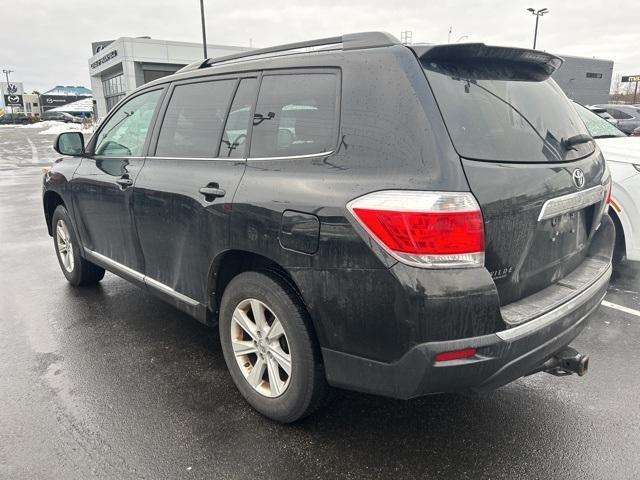 used 2013 Toyota Highlander car, priced at $12,600