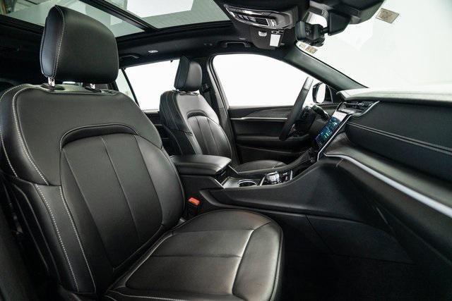 used 2024 Jeep Grand Cherokee L car, priced at $40,300