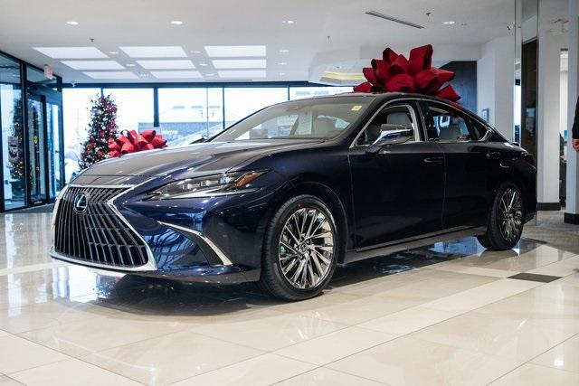 new 2025 Lexus ES 350 car, priced at $52,845