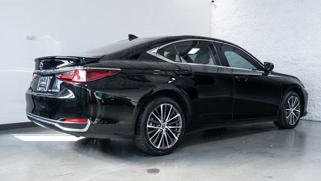 used 2022 Lexus ES 250 car, priced at $30,840