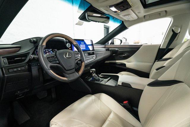 used 2024 Lexus ES 350 car, priced at $51,498