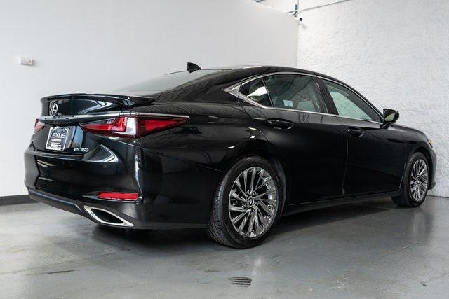 used 2024 Lexus ES 350 car, priced at $51,498