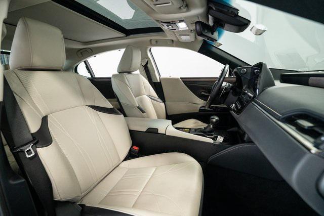 used 2024 Lexus ES 350 car, priced at $51,498