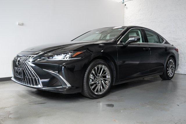 used 2024 Lexus ES 350 car, priced at $51,498