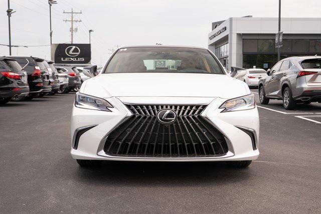 new 2025 Lexus ES 350 car, priced at $54,549