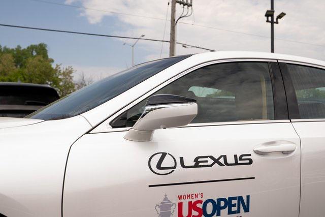 new 2025 Lexus ES 350 car, priced at $54,549