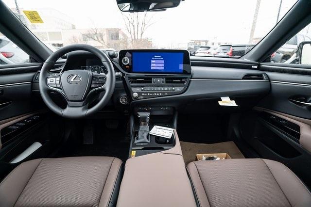 new 2025 Lexus ES 350 car, priced at $46,645