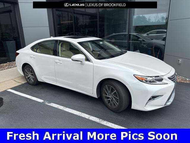 used 2016 Lexus ES 350 car, priced at $23,992