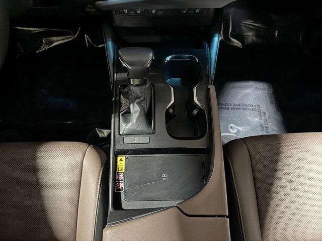 used 2024 Lexus ES 350 car, priced at $40,498