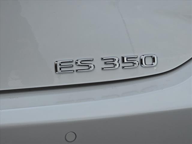 new 2025 Lexus ES 350 car, priced at $47,300