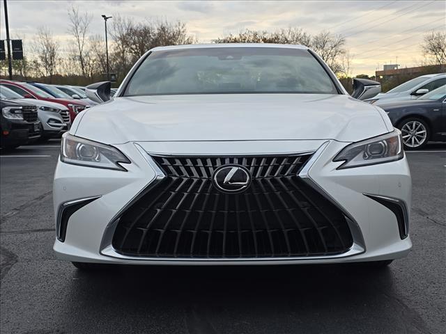 new 2025 Lexus ES 350 car, priced at $47,300