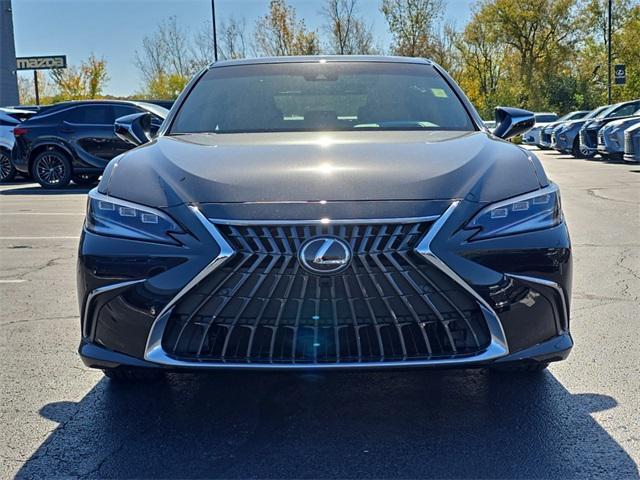 new 2025 Lexus ES 350 car, priced at $53,420