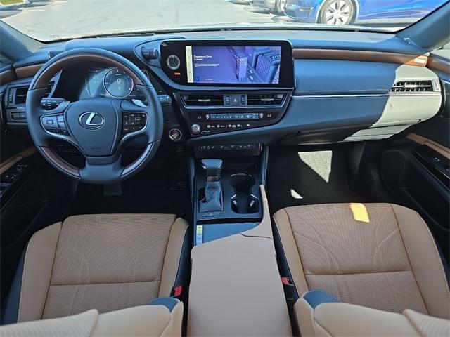 new 2025 Lexus ES 350 car, priced at $53,420
