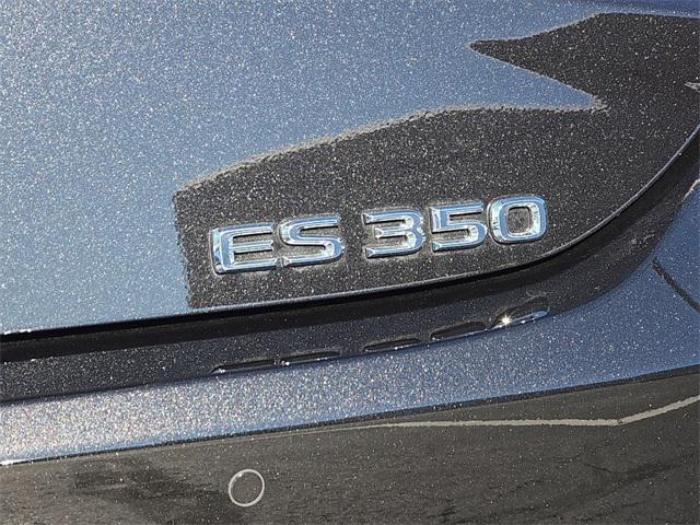 new 2025 Lexus ES 350 car, priced at $53,420