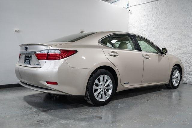 used 2013 Lexus ES 300h car, priced at $12,172