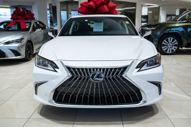 new 2025 Lexus ES 350 car, priced at $46,645