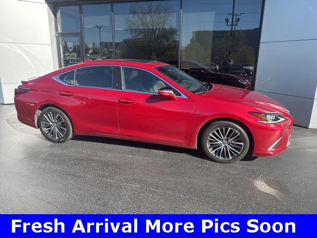 used 2022 Lexus ES 250 car, priced at $32,992
