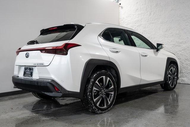 used 2025 Lexus UX 300h car, priced at $39,890