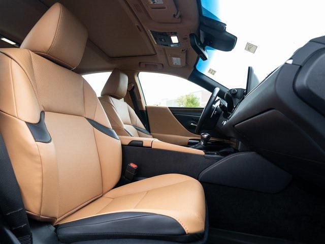 used 2024 Lexus ES 350 car, priced at $41,798