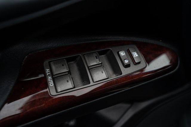 used 2015 Lexus LX 570 car, priced at $28,998