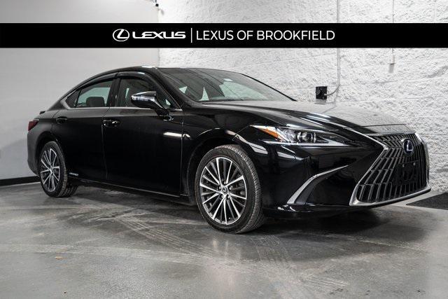 used 2022 Lexus ES 300h car, priced at $42,108