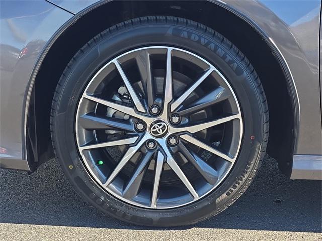 used 2022 Toyota Camry Hybrid car, priced at $25,992