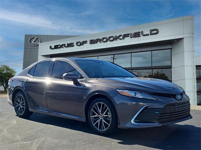 used 2022 Toyota Camry Hybrid car, priced at $25,992