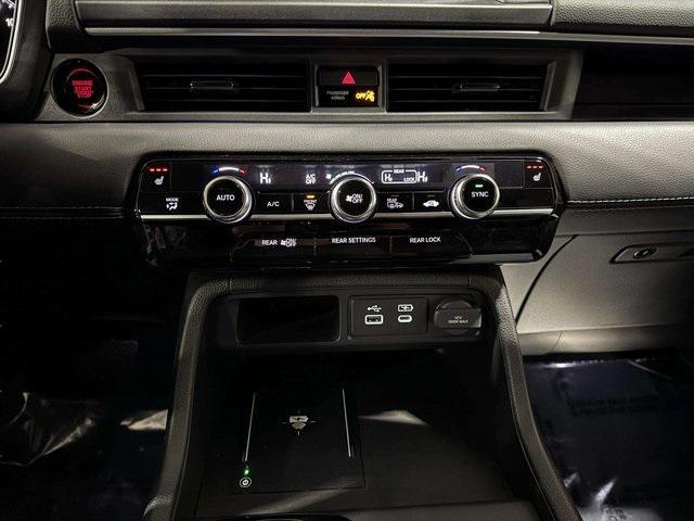 used 2025 Honda Pilot car, priced at $45,492