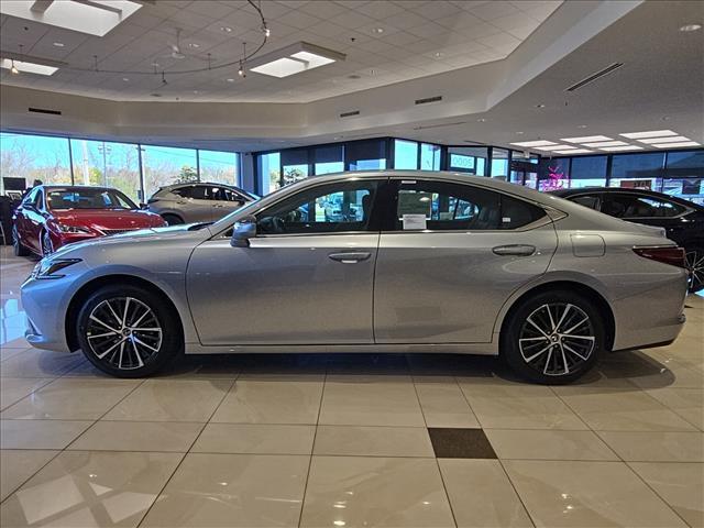 new 2025 Lexus ES 350 car, priced at $47,250