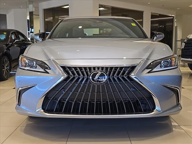 new 2025 Lexus ES 350 car, priced at $47,250